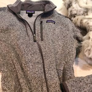 3/4 zip warm Patagonia sweatshirt